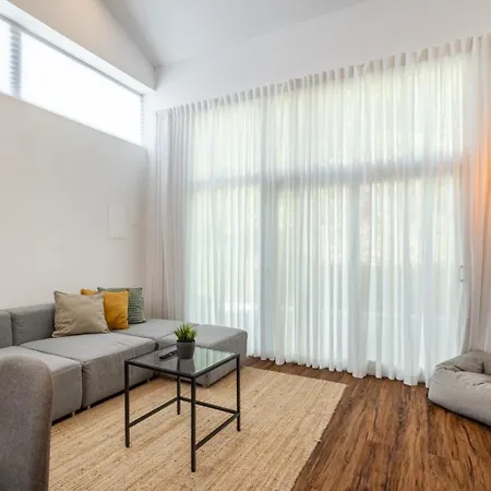 Holiday home Sunny With Private Pool In Nazare Famalicao